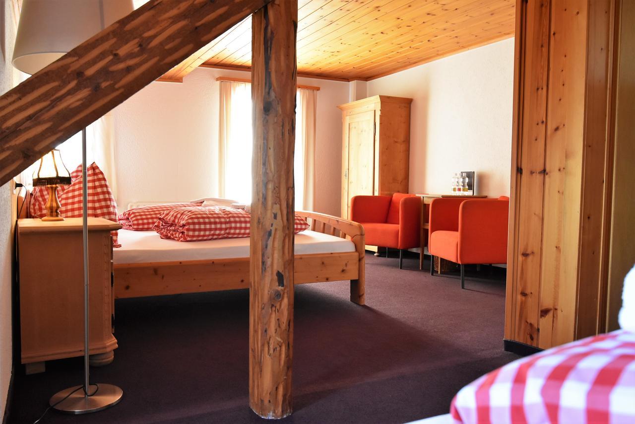 Alpina Lodge Bed & Breakfast Tschiertschen Exterior foto